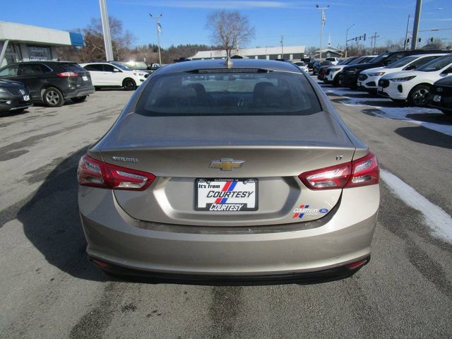 Used 2022 Chevrolet Malibu LT image 5