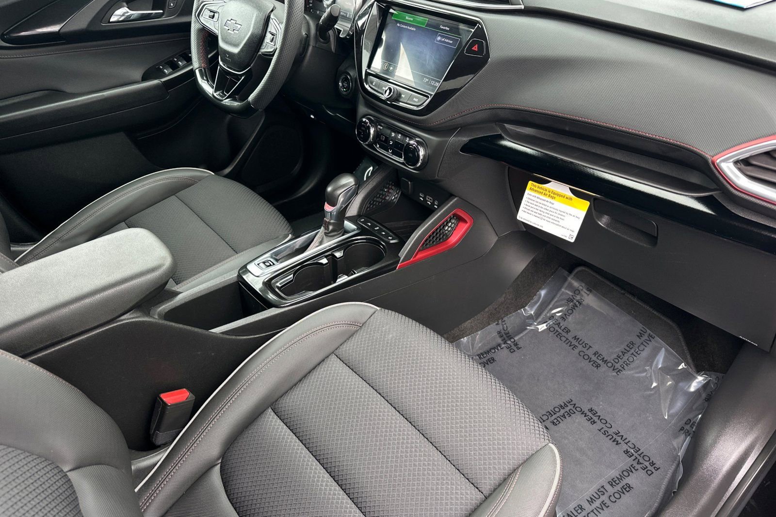 Used 2023 Chevrolet TrailBlazer RS w/ Convenience Package image 19