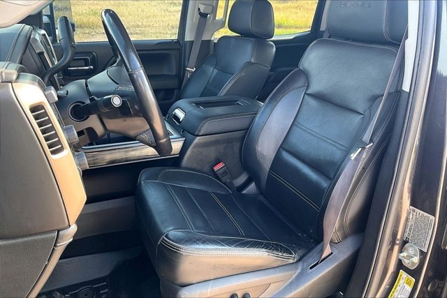Used 2015 GMC Sierra 3500 Denali AWD/4WD image 21