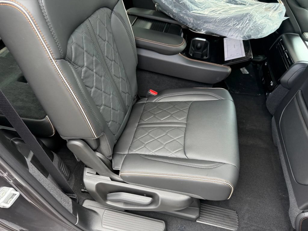 New 2026 Jeep Grand Wagoneer L Summit AWD/4WD image 59