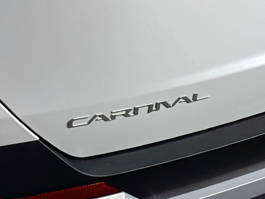 New 2027 Kia Carnival EX FWD image 23