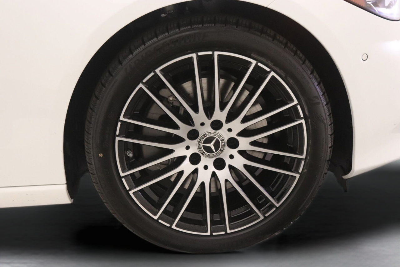 New 2026 Mercedes-Benz C 300 4MATIC Sedan image 10