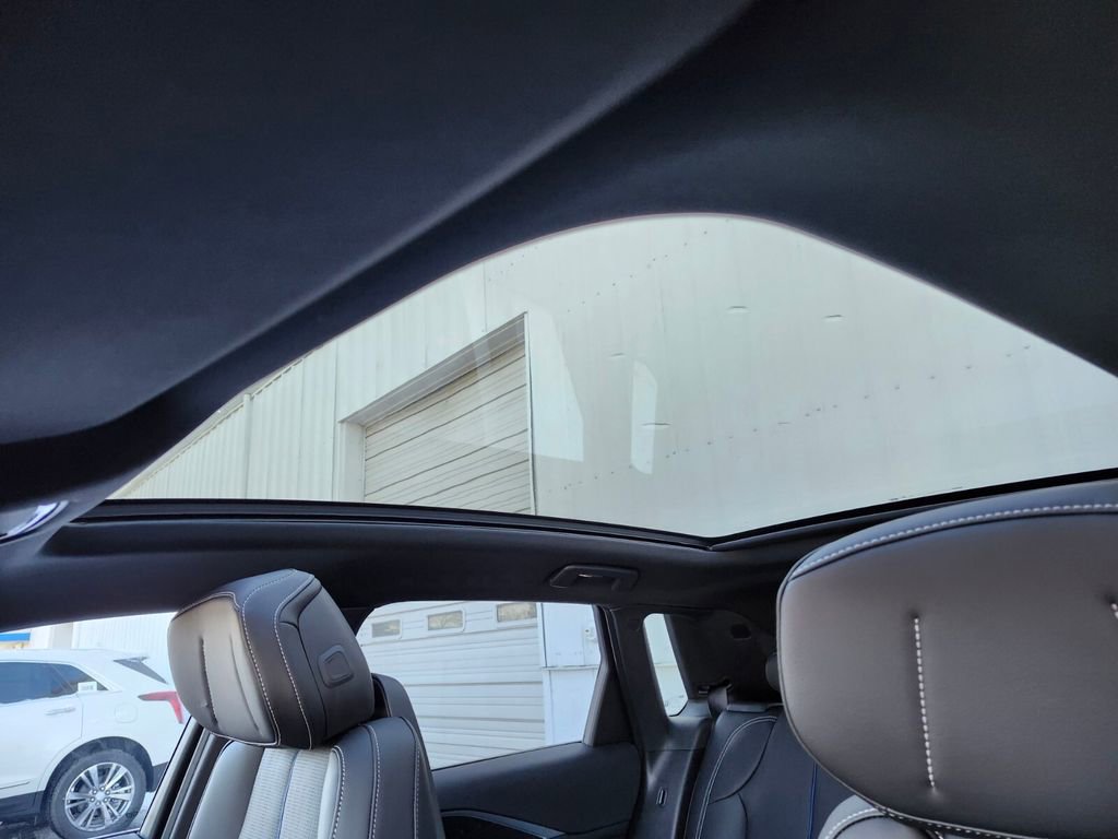 New 2026 Cadillac Lyriq Luxury w/ LPO, Floor Liner Package image 18