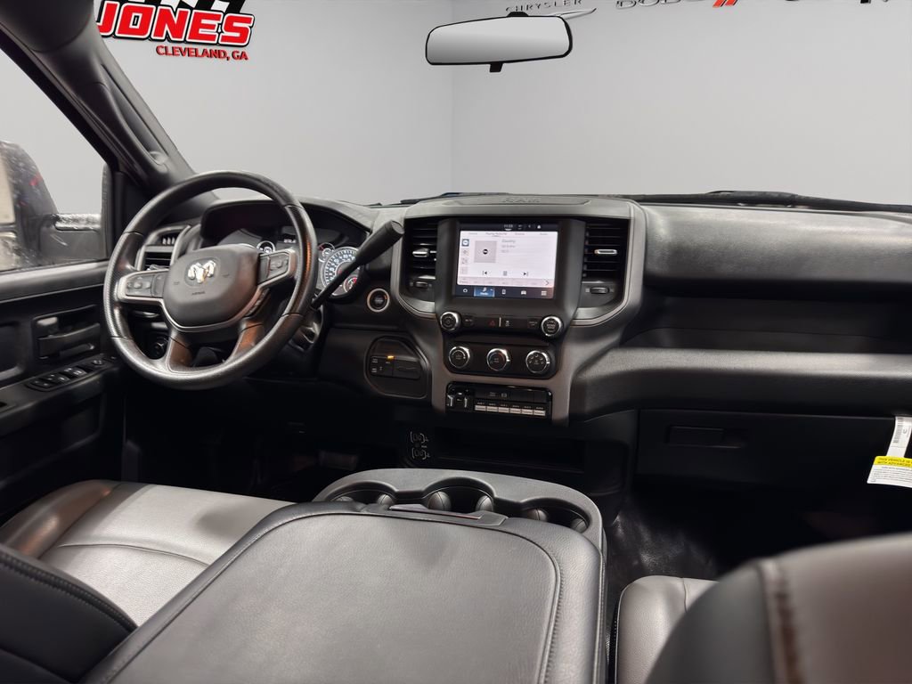 Used 2024 RAM 5500 Tradesman w/ Chrome Appearance Group image 17