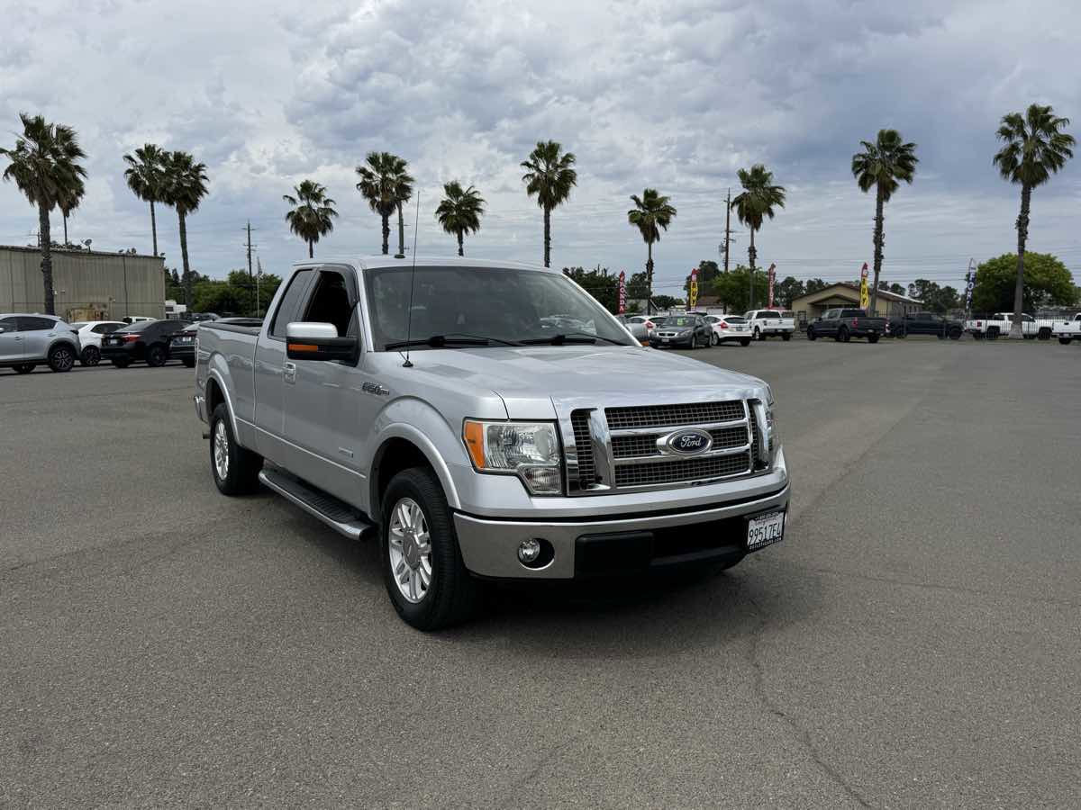 Used 2011 Ford F150 Lariat RWD image 3
