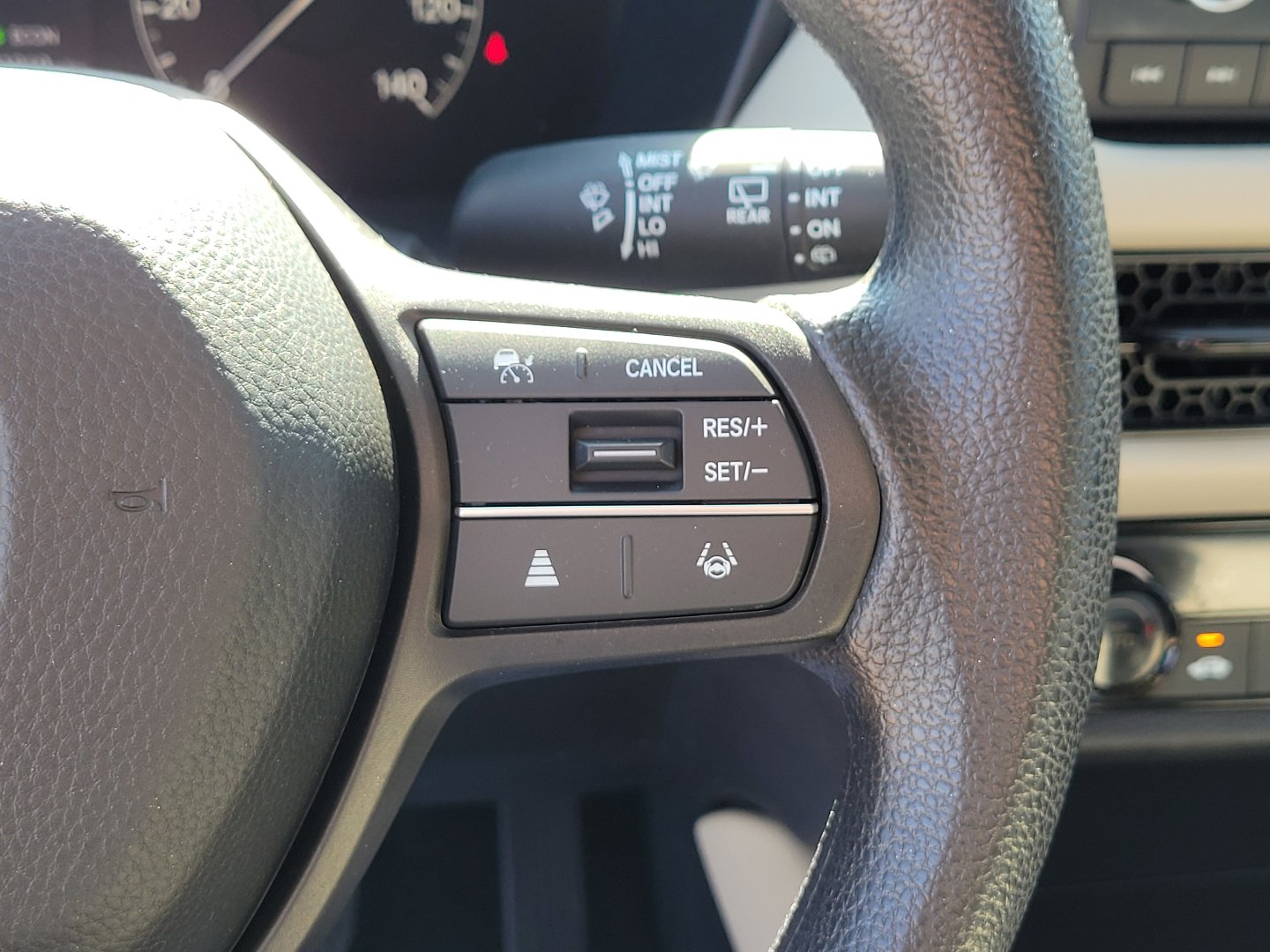 Certified 2023 Honda HR-V LX image 23