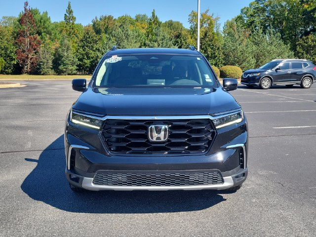 Certified 2025 Honda Pilot Touring image 2