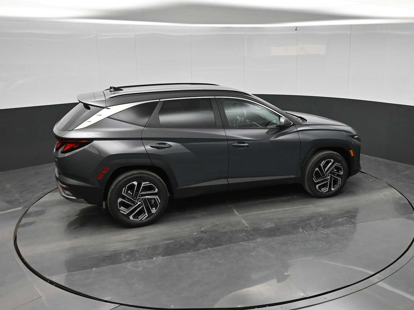 New 2026 Hyundai Tucson SEL Plus w/ Tow & Go Package AWD/4WD image 27