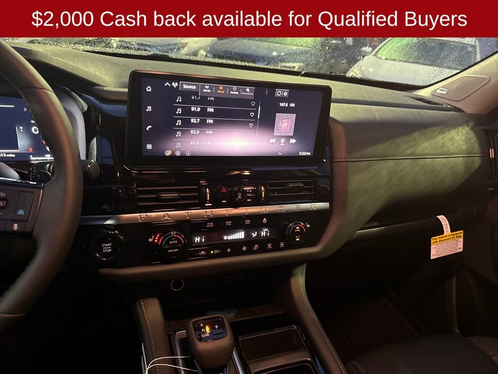 New 2026 Nissan Pathfinder SL image 18