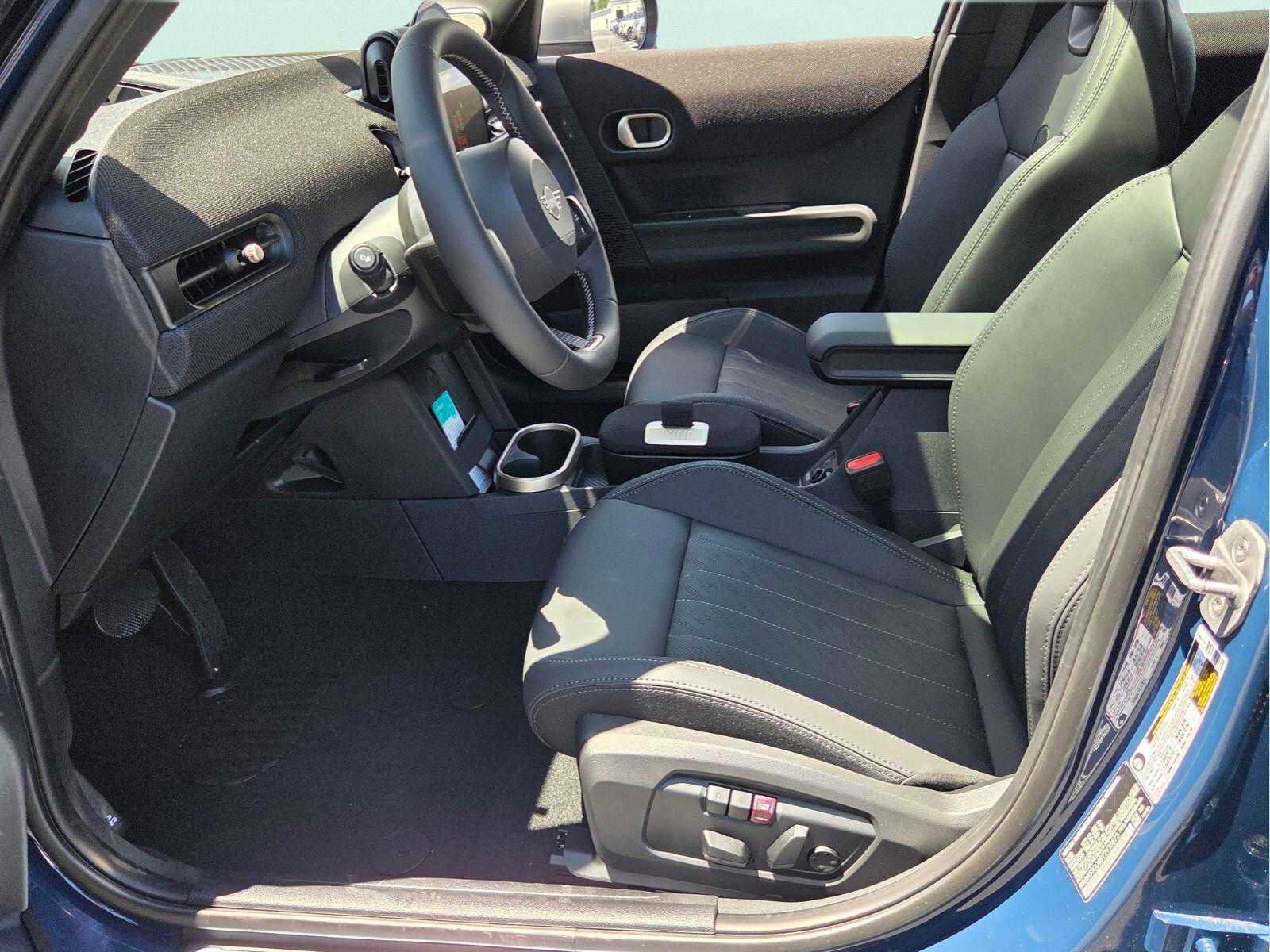 New 2026 MINI Cooper S FWD image 8