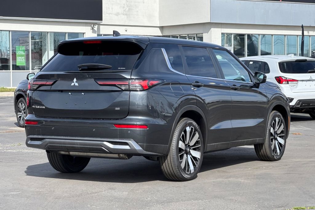 New 2026 Mitsubishi Outlander SE AWD/4WD image 4