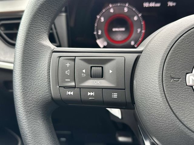 New 2025 Nissan Kicks SV w/ SV Premium Package image 18