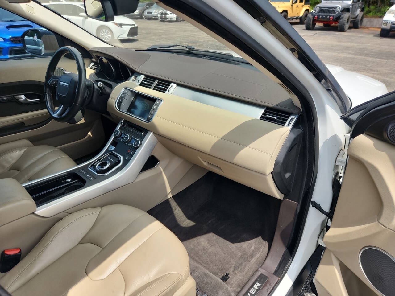 Used 2015 Land Rover Range Rover Evoque Pure Plus AWD/4WD image 22