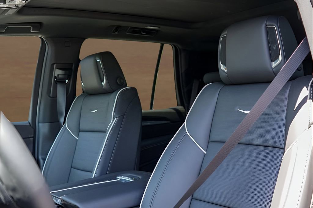 New 2026 Cadillac Escalade Sport w/ Touring Package image 11