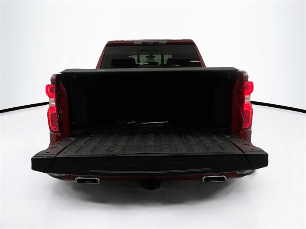 Used 2021 Chevrolet Silverado 1500 High Country w/ Technology Package image 26