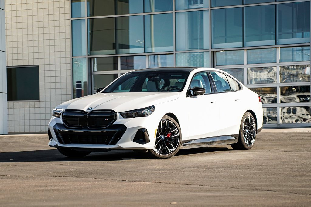 Used 2025 BMW i5 M60 w/ Executive Package image 1