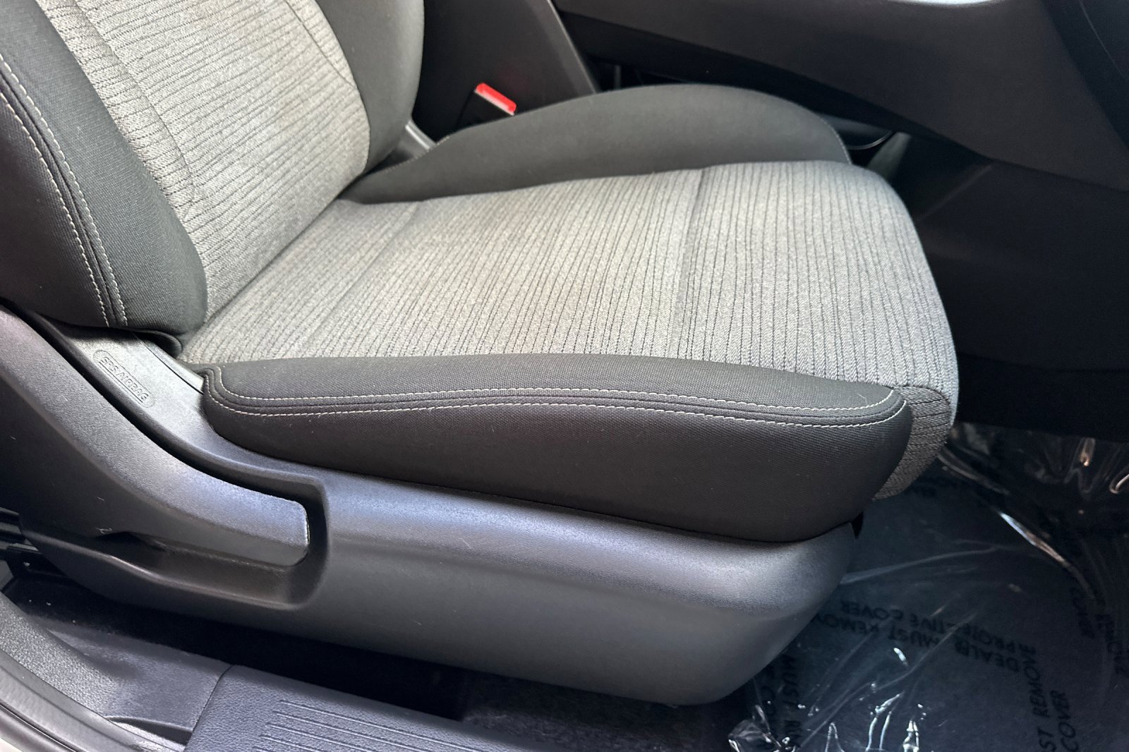 Used 2022 Nissan Rogue SV image 23