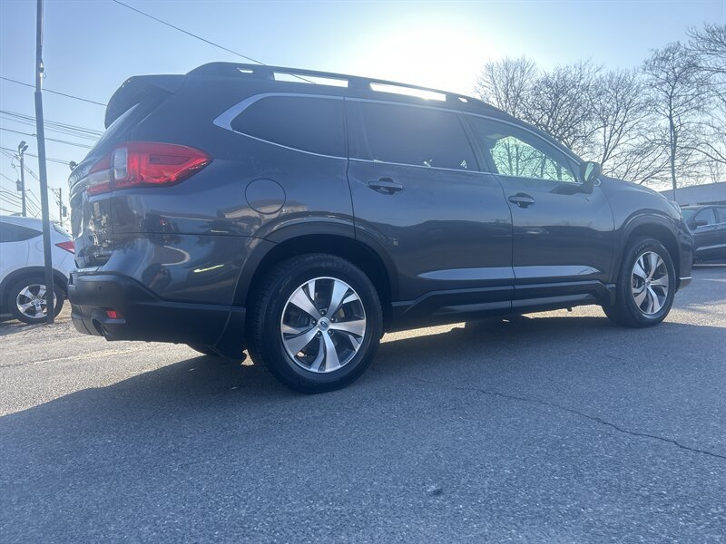 Used 2020 Subaru Ascent Premium w/ Convenience Package image 4