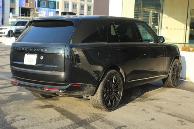 New 2026 Land Rover Range Rover Long Wheelbase SE image 2