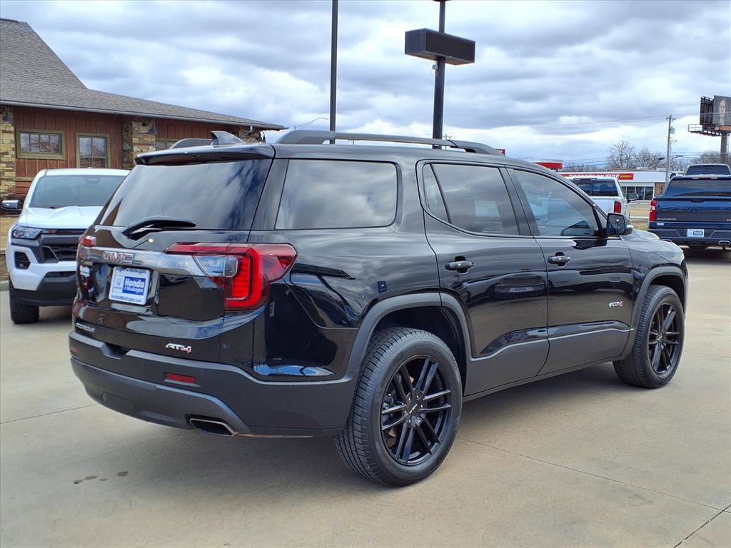 Used 2022 GMC Acadia AT4 w/ Technology Package image 2