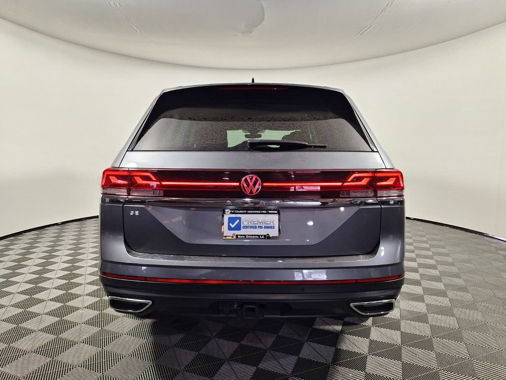 Used 2025 Volkswagen Atlas SE FWD image 6