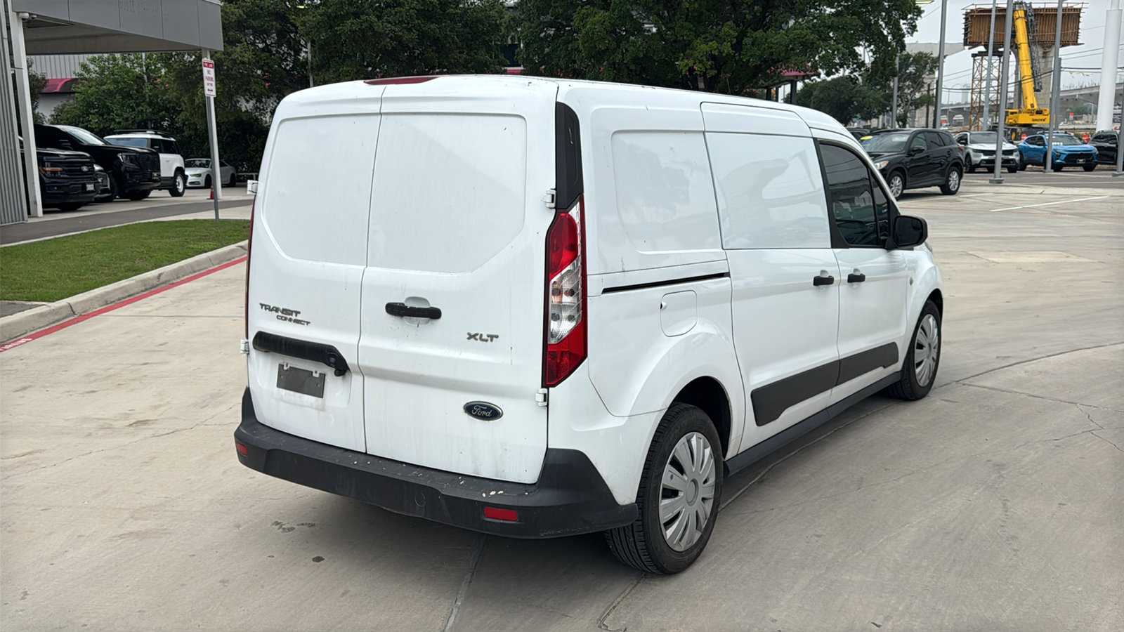 Used 2019 Ford Transit Connect XLT FWD image 7