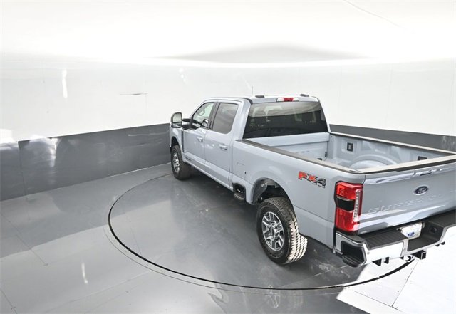 New 2026 Ford F250 Lariat w/ FX4 Off-Road Package image 18