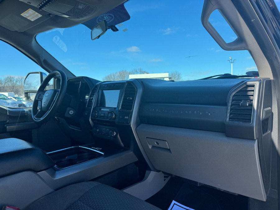 Used 2018 Ford F450 XLT w/ XLT Premium Package image 19