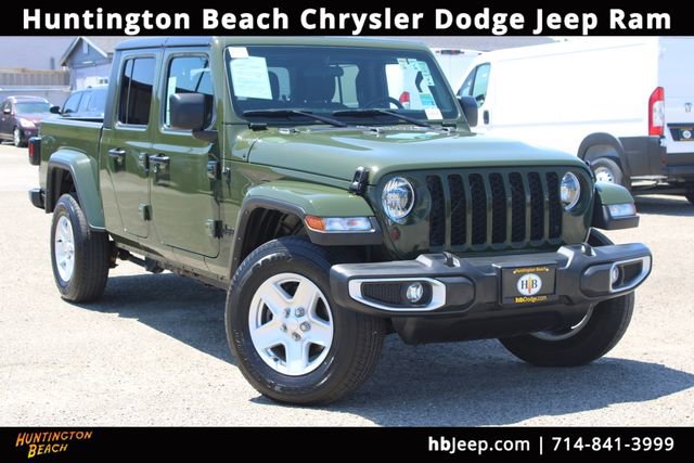 Used 2022 Jeep Gladiator Sport AWD/4WD video 1