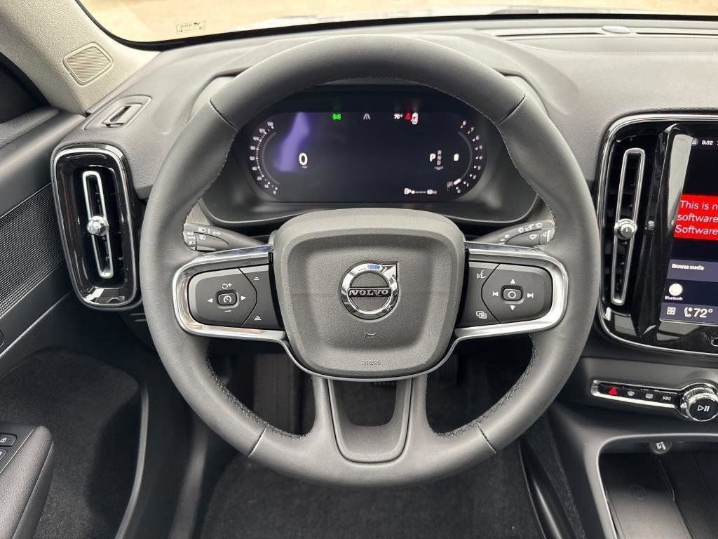 Used 2026 Volvo XC40 B5 Plus w/ Climate Package image 7