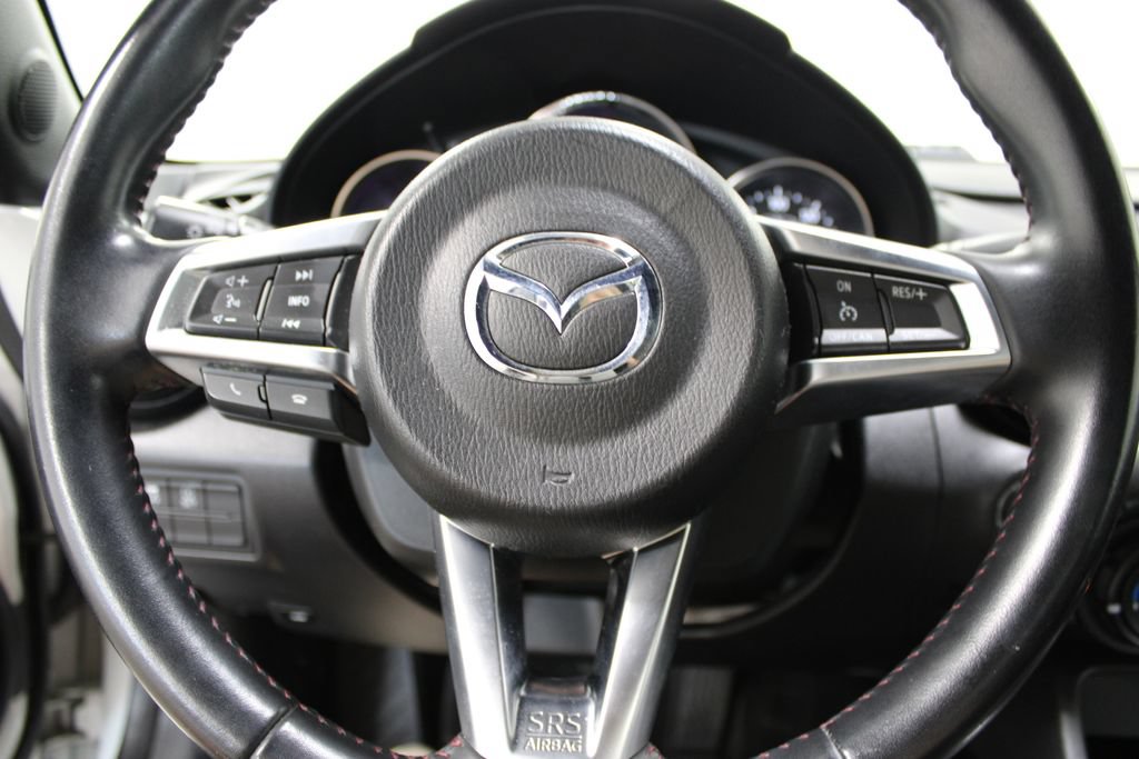 Used 2016 MAZDA MX-5 Miata Club RWD image 21