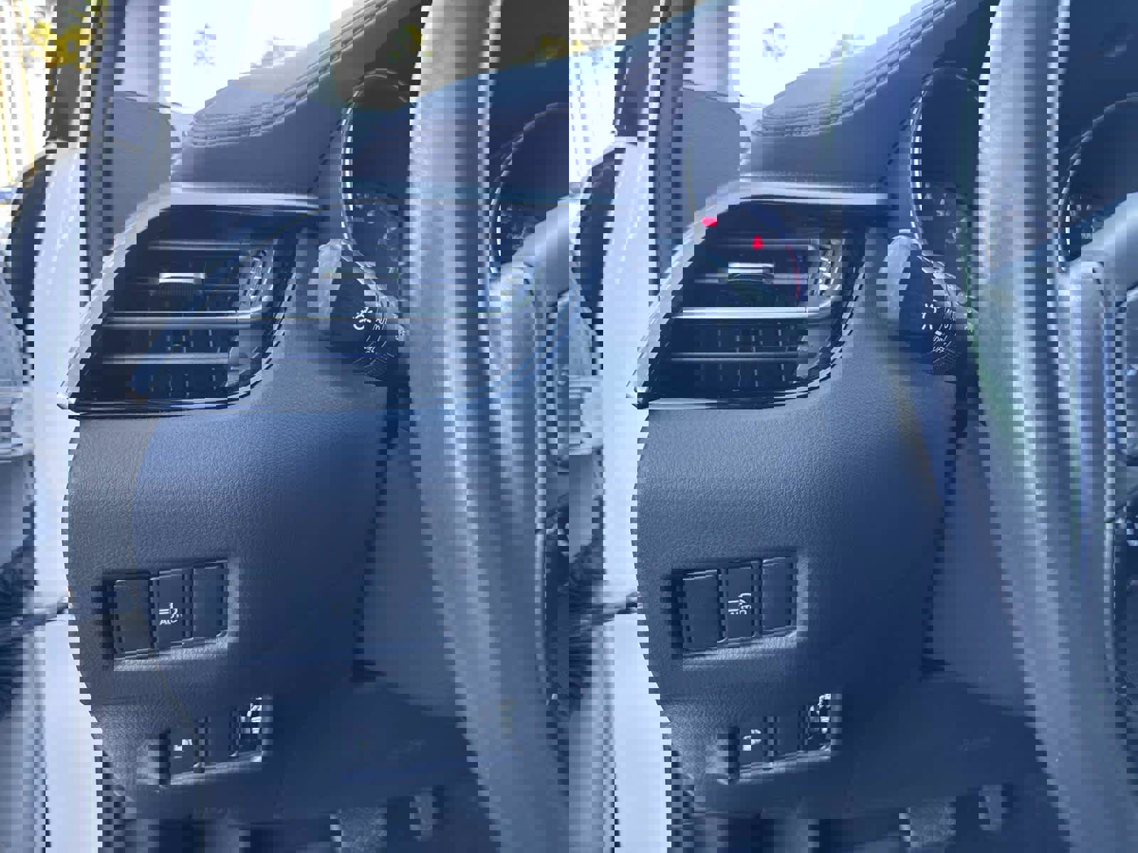 Used 2021 Toyota C-HR Limited image 31