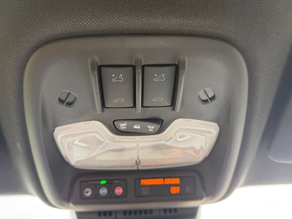 Used 2024 GMC Canyon AT4X AWD/4WD image 38