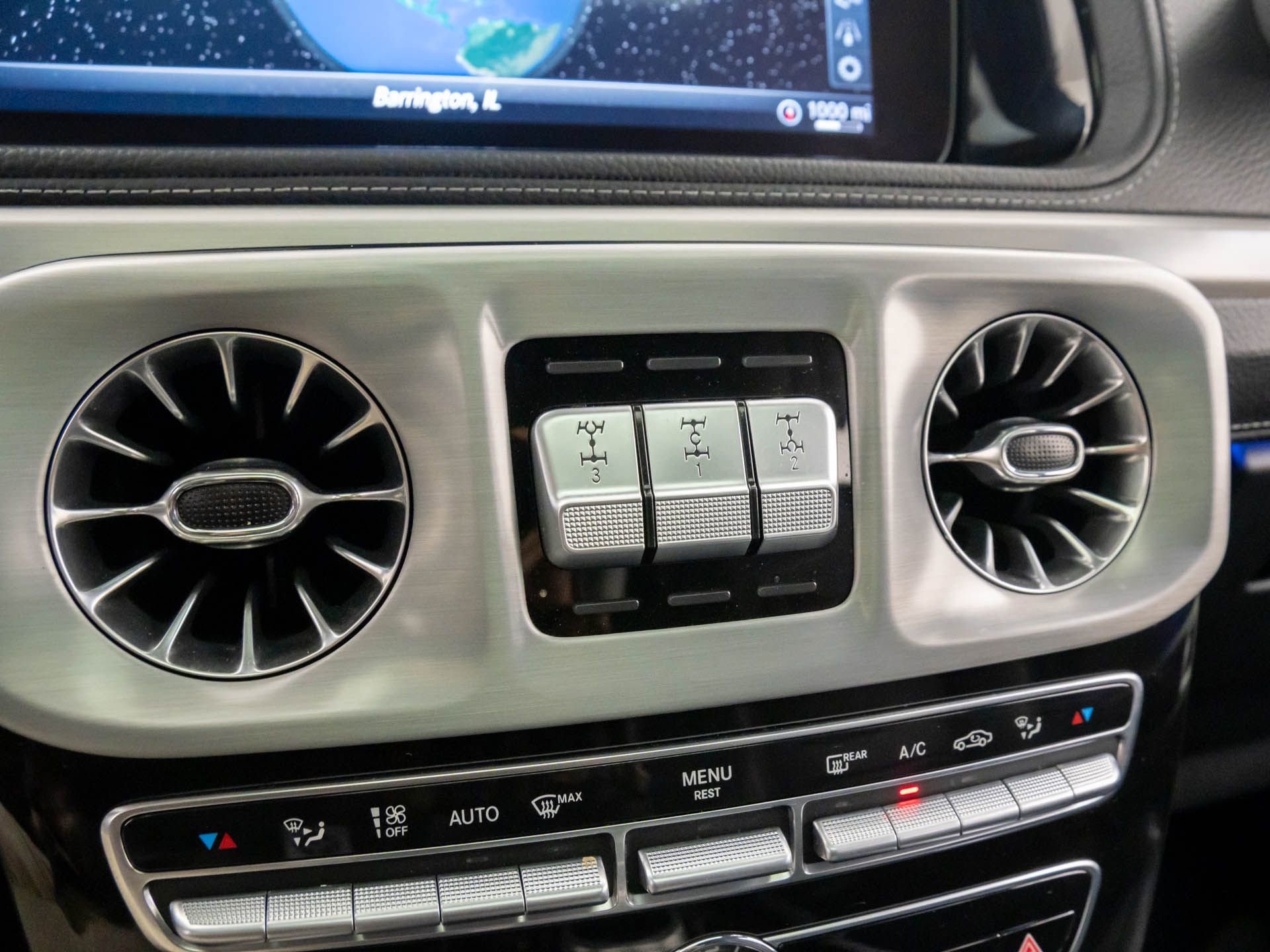 Used 2019 Mercedes-Benz G 550 G 550 w/ Exclusive Interior Package image 27