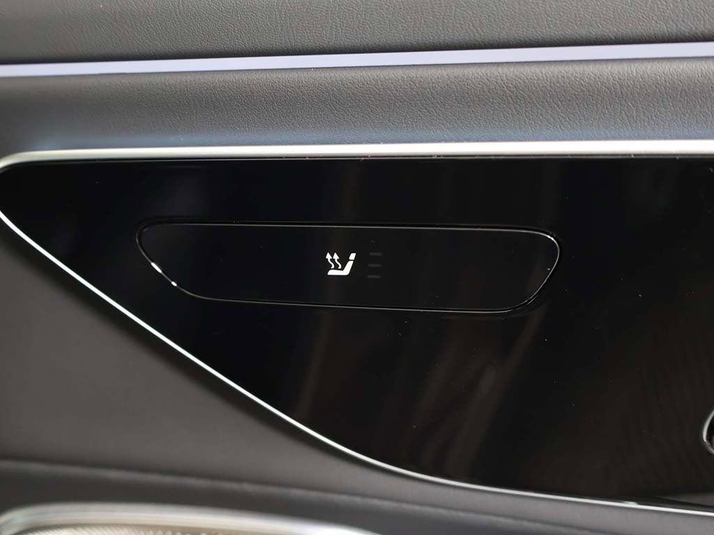 Used 2025 Mercedes-Benz E 450 4MATIC Sedan w/ Multicontour Seating Package image 53