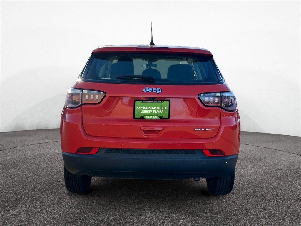 Certified 2018 Jeep Compass Sport w/ Tech Group image 4