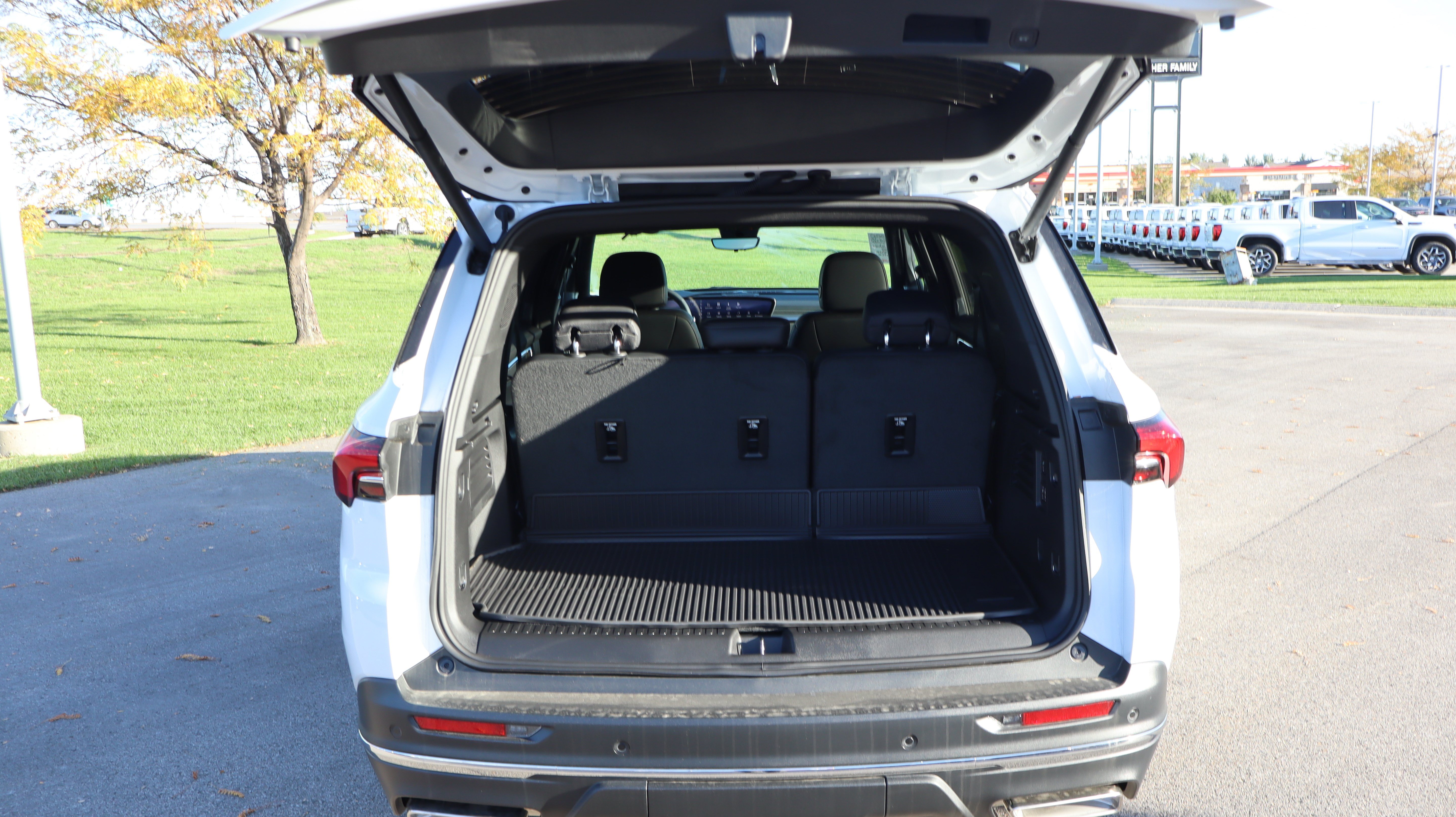 New 2027 Buick Enclave Preferred w/ Power Package AWD/4WD image 15
