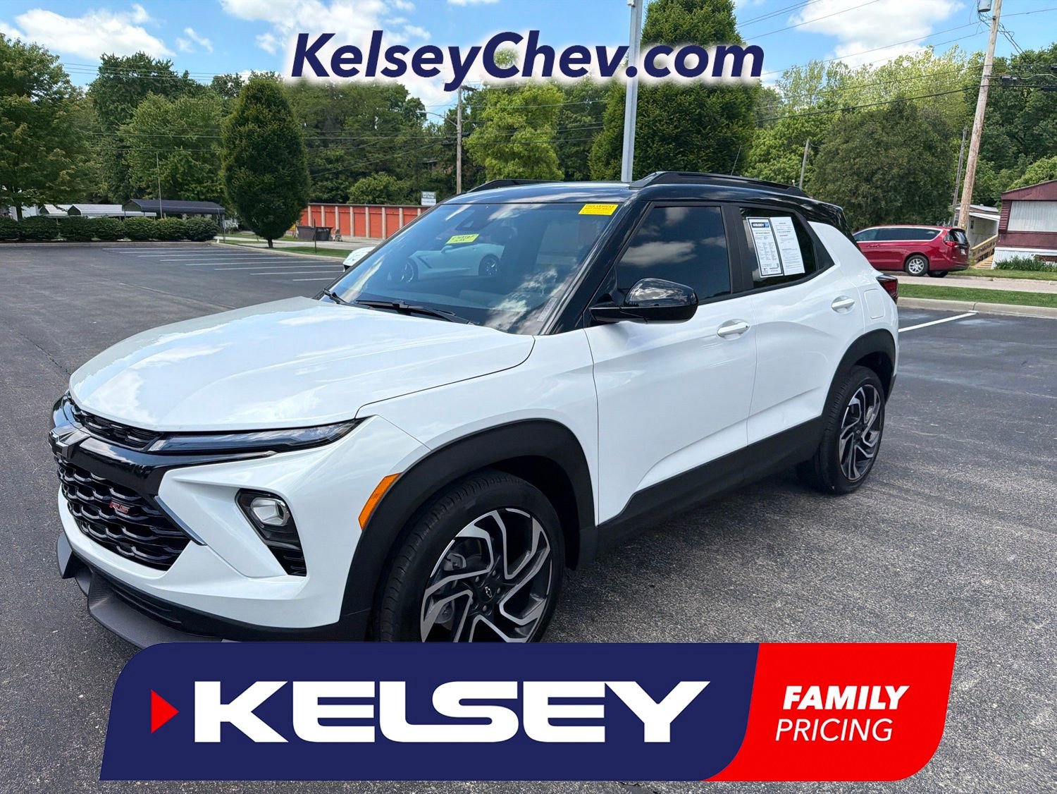 Used 2024 Chevrolet TrailBlazer RS w/ Convenience Package FWD image 1