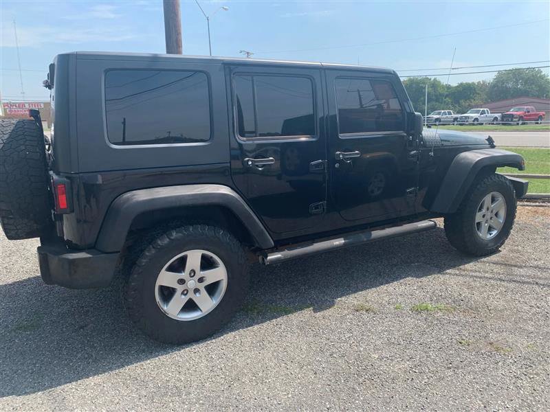 Used 2010 Jeep Wrangler Unlimited Rubicon w/ Trailer Tow Group image 28