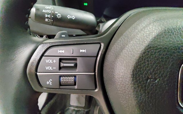 Used 2023 Honda Accord EX-L image 32