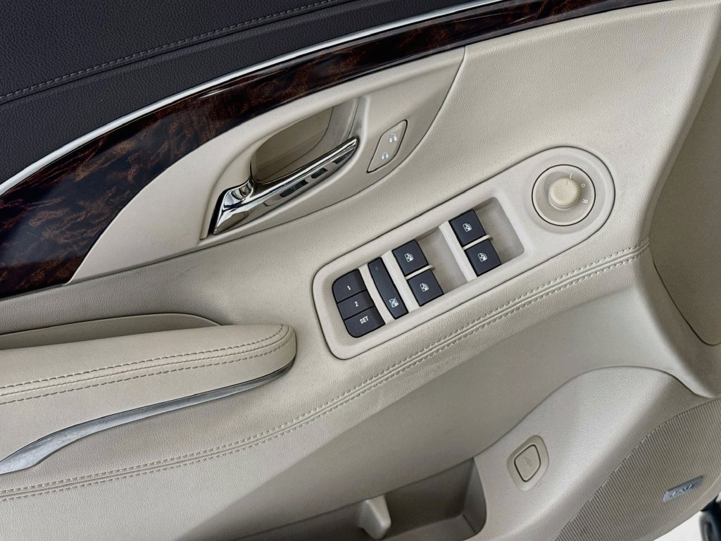 Used 2016 Buick LaCrosse Leather w/ Experience Buick Package FWD image 23