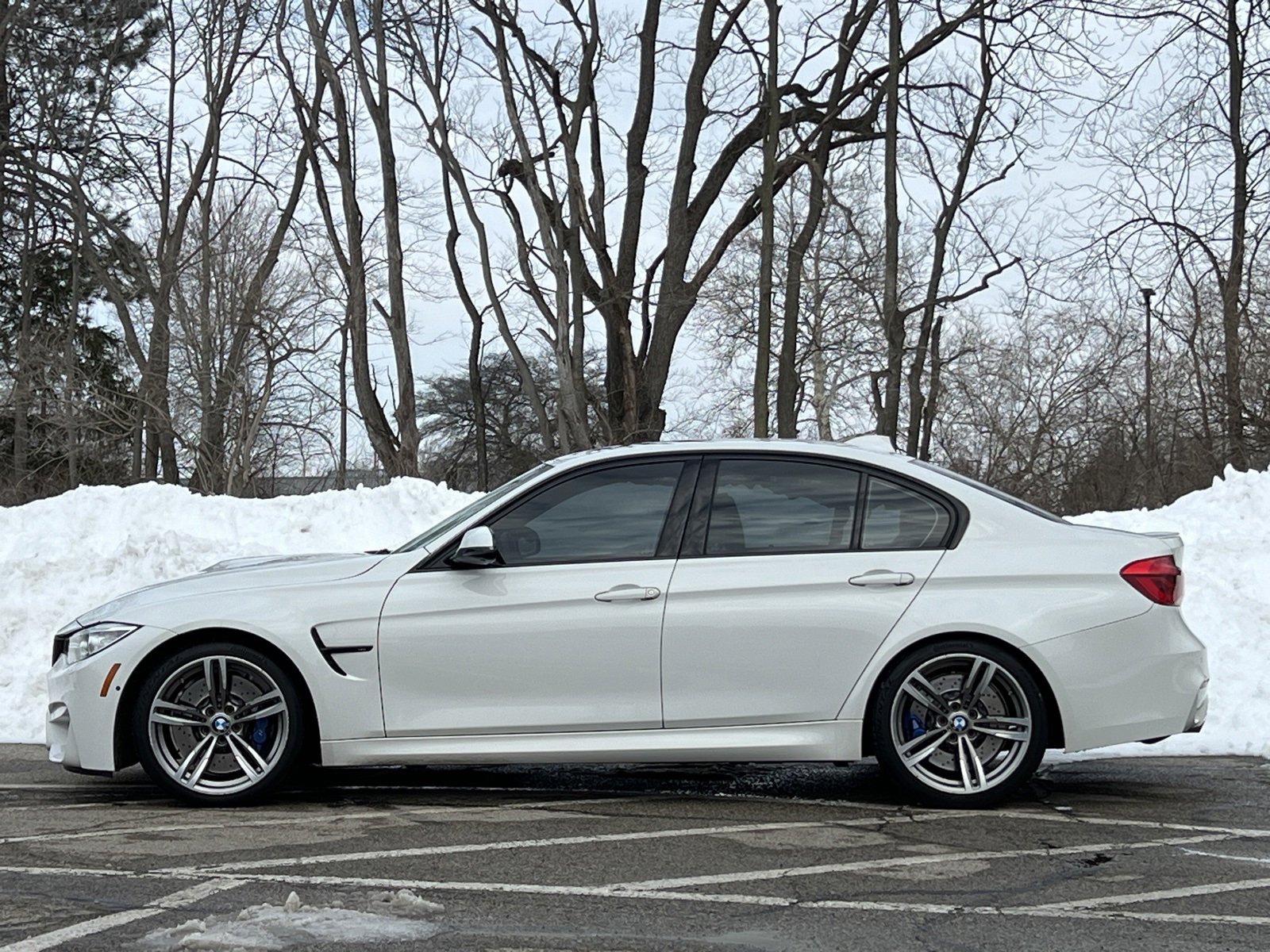 Used 2016 BMW M3 image 2