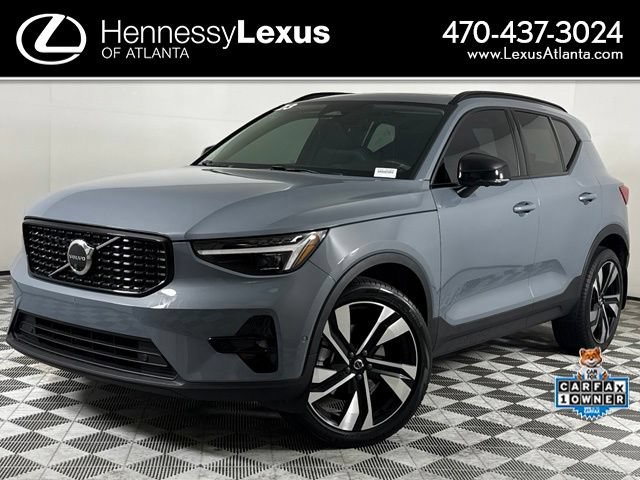 Used 2023 Volvo XC40 B5 Ultimate AWD/4WD image 1
