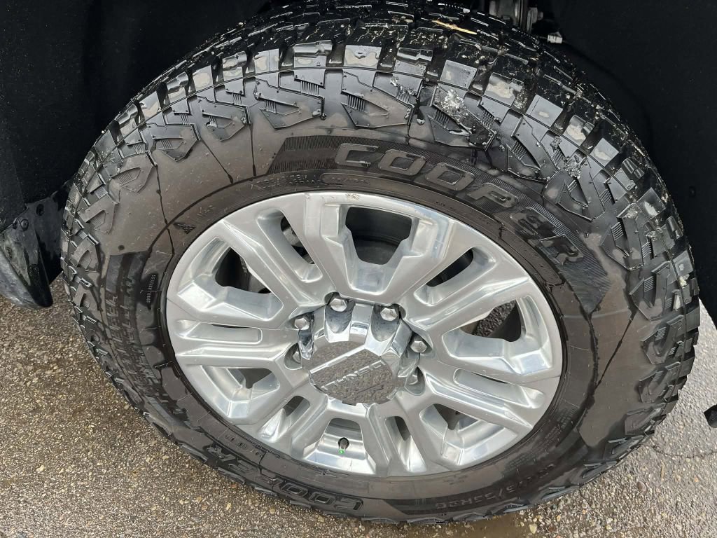 Used 2021 GMC Sierra 3500 Denali w/ Denali Ultimate Package image 15