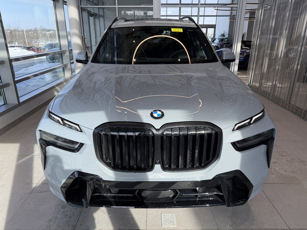 New 2026 BMW X7 xDrive40i image 2