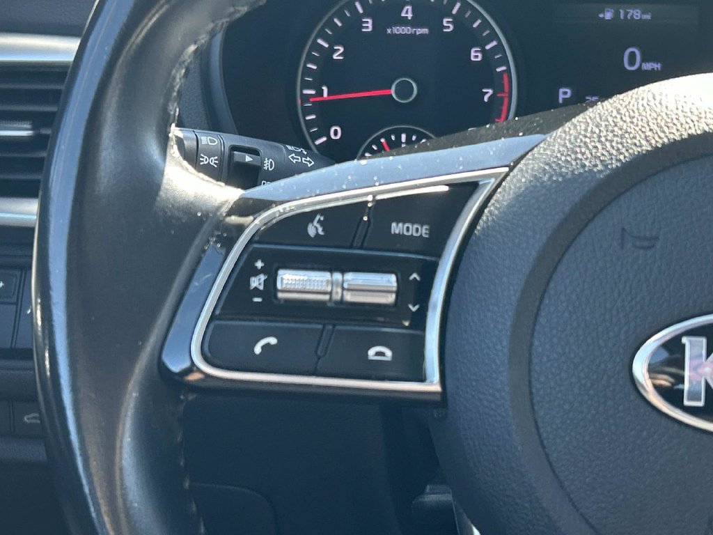 Used 2020 Kia Optima EX FWD image 25