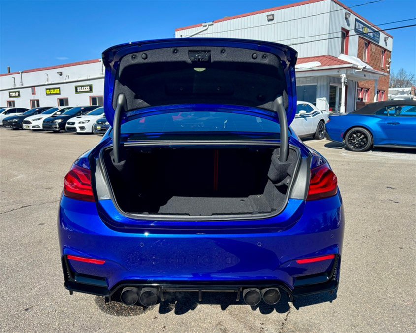 Used 2020 BMW M4 Coupe w/ Executive Package image 24