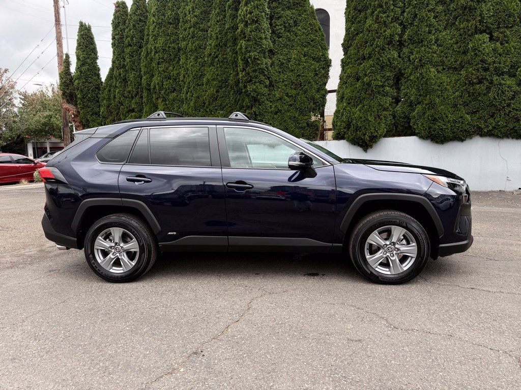Certified 2025 Toyota RAV4 XLE w/ Convenience Package AWD/4WD image 11