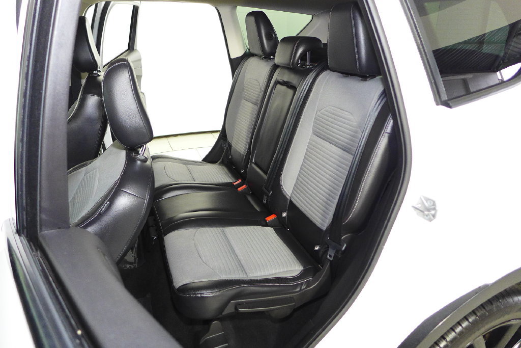 Used 2019 Ford Escape SE FWD image 20