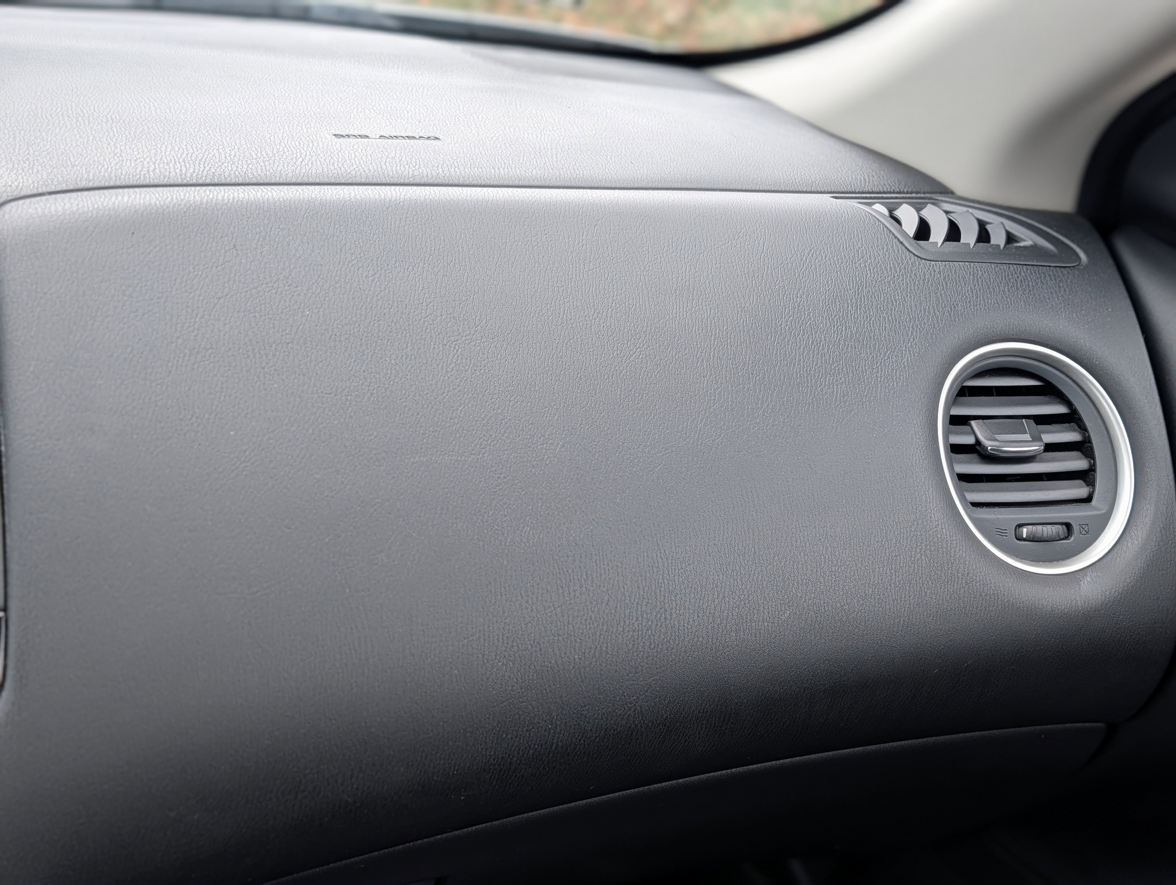 Used 2019 Nissan Pathfinder SV image 16